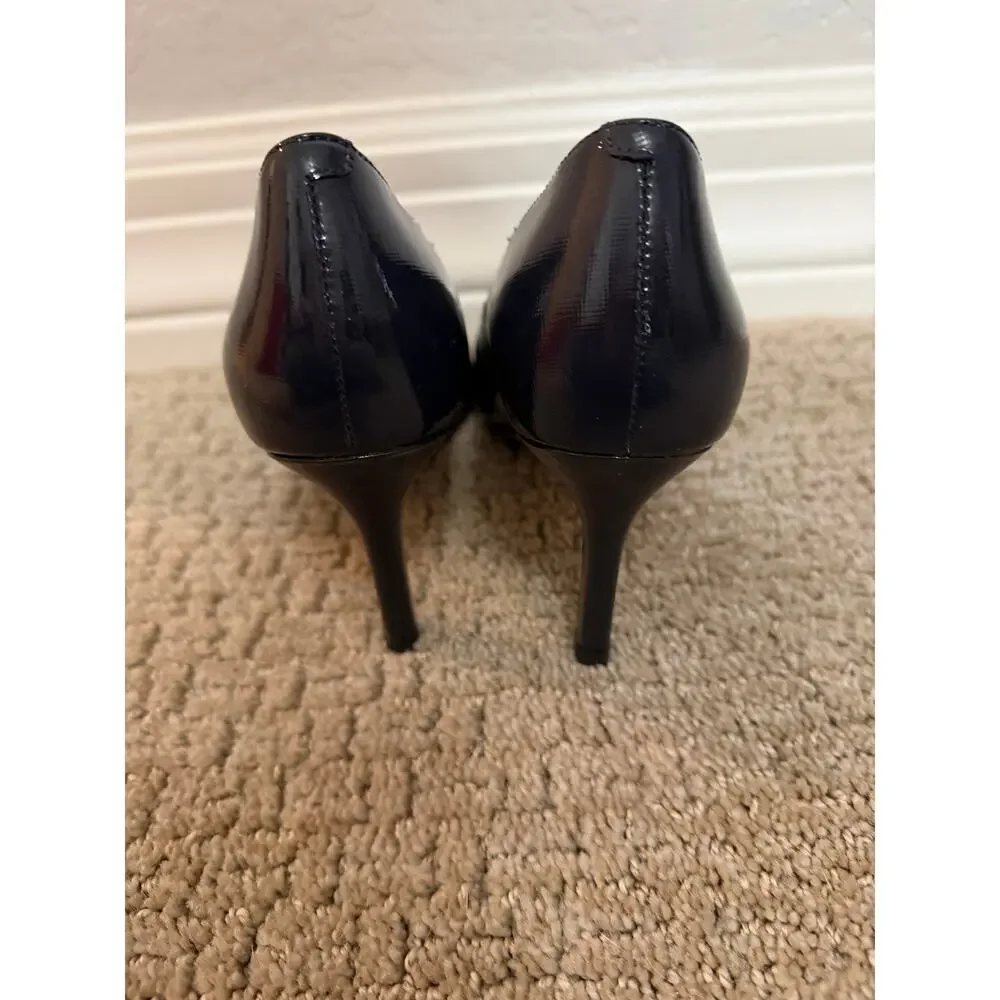 Cole Haan- Navy Blue patent leather heel- size 7 - Picture 10 of 10